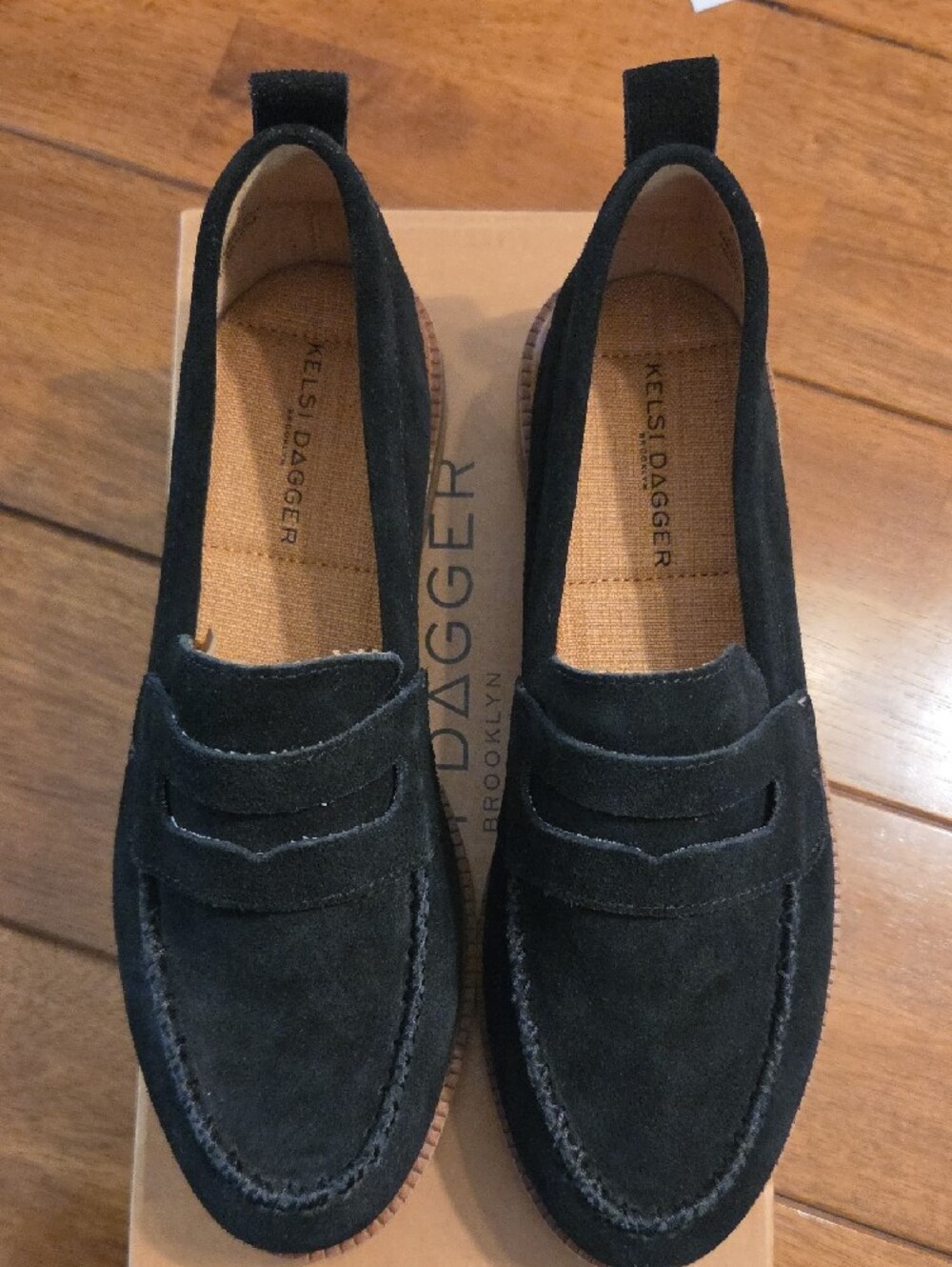 Kelsi Dagger Black Cow Suede Penny Loafers Size 8.5m - Picture 5 of 5